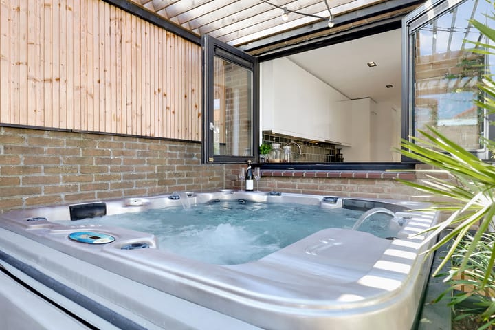 Photo 61 of Buitensluisstraat 15