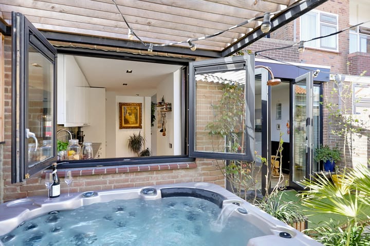 Photo 64 of Buitensluisstraat 15