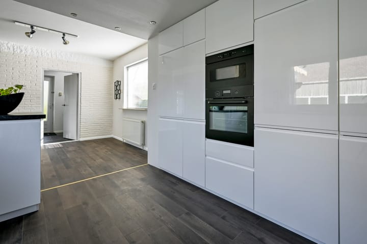 Foto 12 van Mr. J. van Lierstraat 22