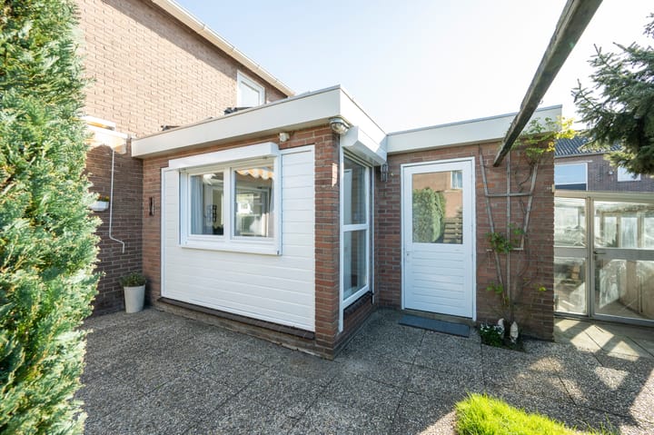 Foto 31 van Mr. J. van Lierstraat 22