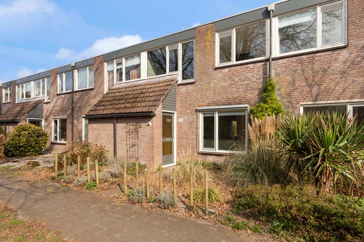 Photo 1 of Gijsbrechtgaarde 324