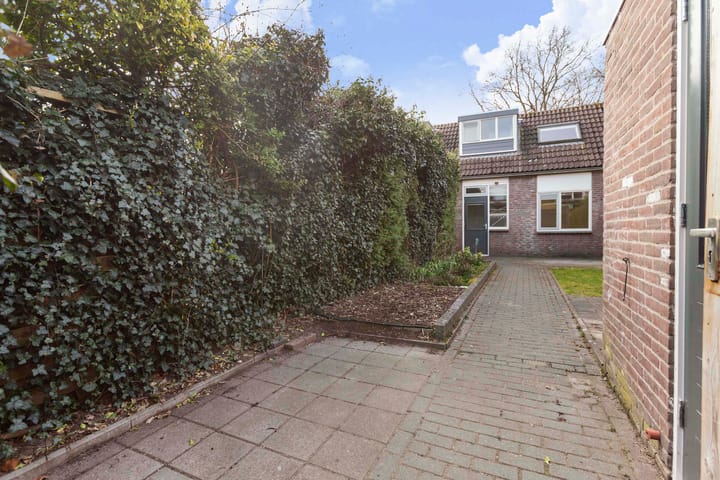 Photo 25 of Gijsbrechtgaarde 324