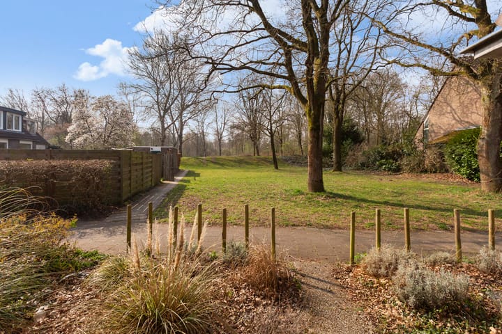 Photo 28 of Gijsbrechtgaarde 324