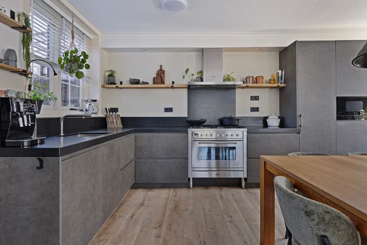 Photo 10 of Julianaweg 66