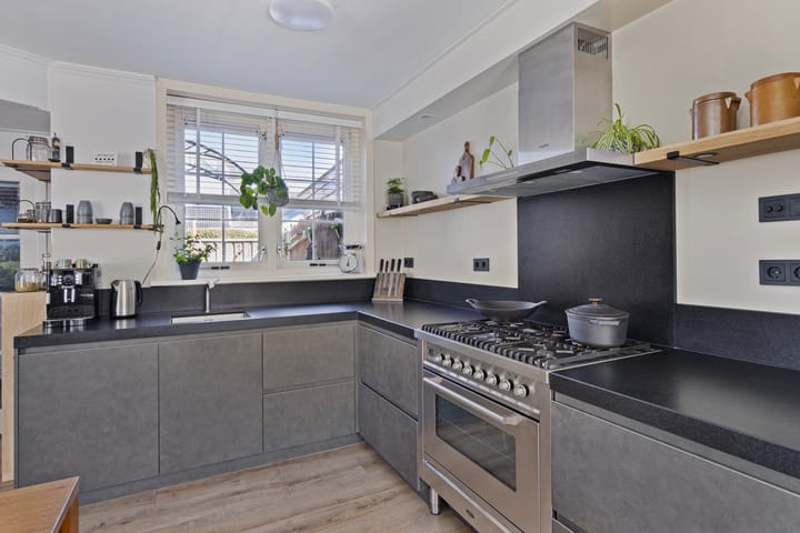 Photo 14 of Julianaweg 66