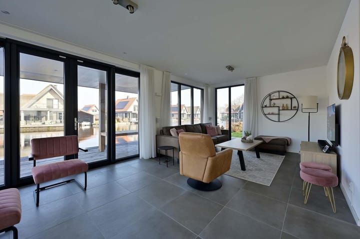 Foto 5 van Ossenzijlerweg 2-4