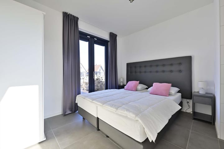 Foto 13 van Ossenzijlerweg 2-4