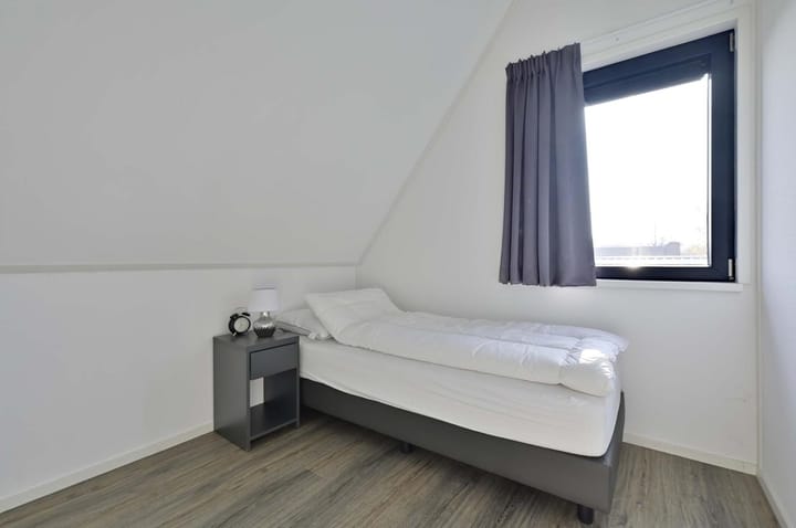 Foto 16 van Ossenzijlerweg 2-4