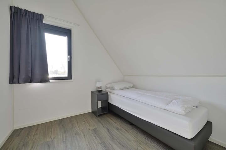 Foto 17 van Ossenzijlerweg 2-4