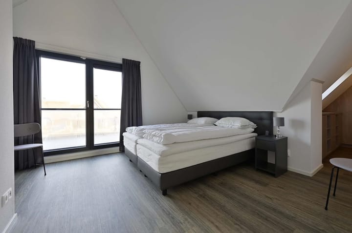 Foto 19 van Ossenzijlerweg 2-4