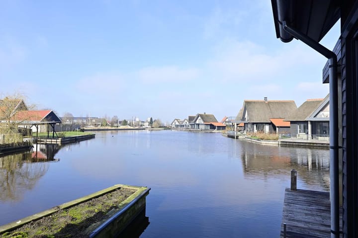 Foto 28 van Ossenzijlerweg 2-4