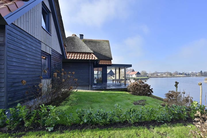 Foto 29 van Ossenzijlerweg 2-4