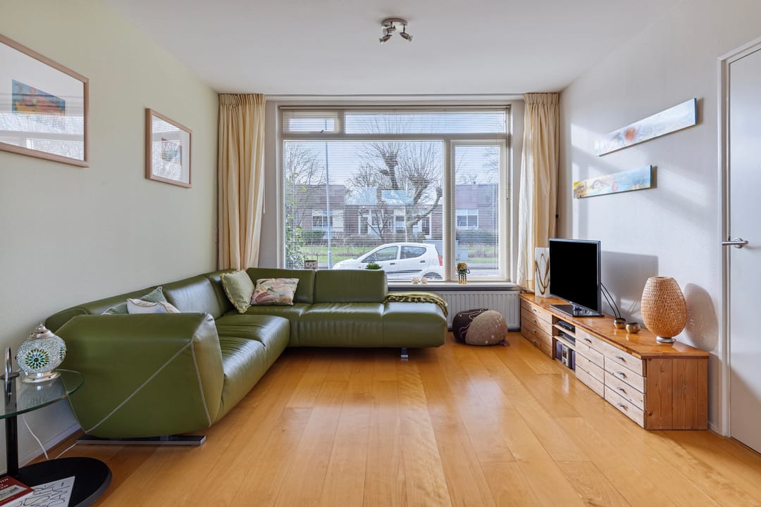 Photo 2 of Jan Nieuwenhuyzenlaan 18