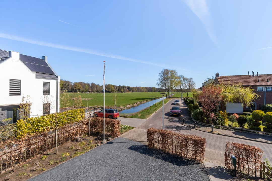 Photo 23 of Cornelis Tromplaan 26