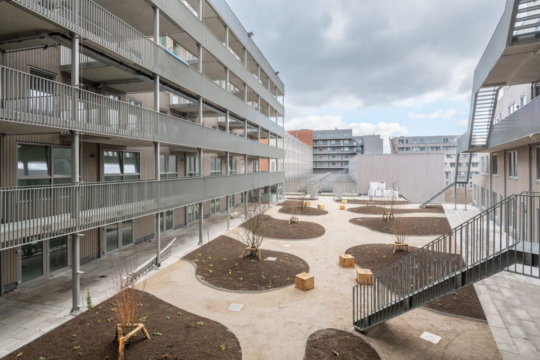 Foto 16 van Albertina Sisulupad 214