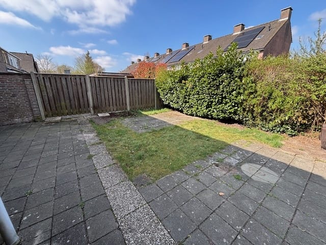 Foto 4 van Guldenroede 21