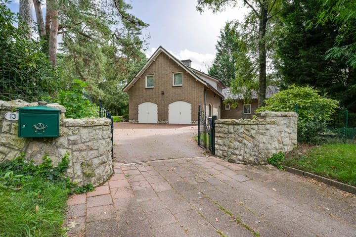 Foto 30 van Parklaan 13