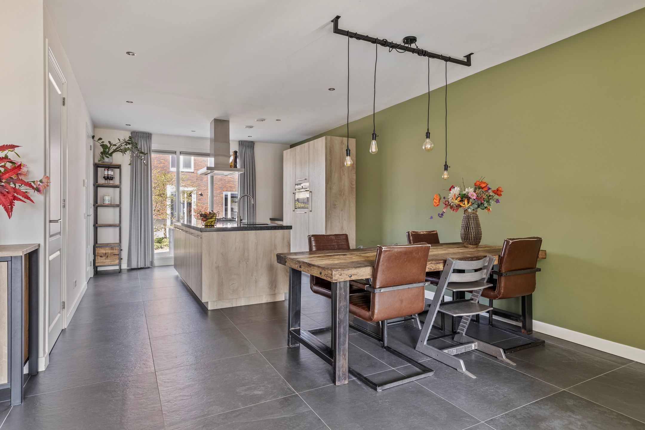 Foto 12 van Kaarsenmaker 44