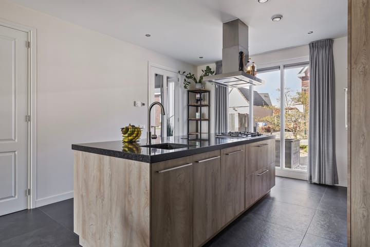 Foto 14 van Kaarsenmaker 44