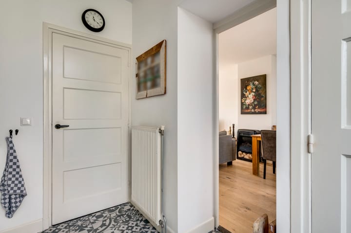 Foto 7 van Julianalaan 7