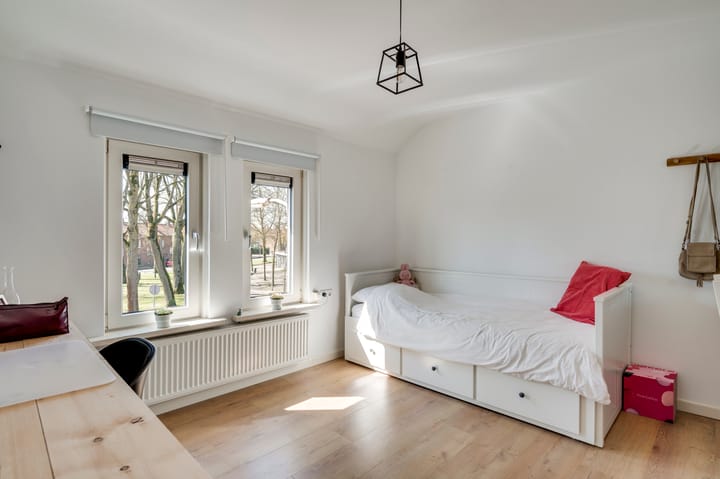 Foto 21 van Julianalaan 7