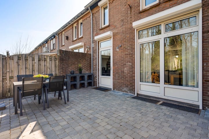 Foto 30 van Julianalaan 7