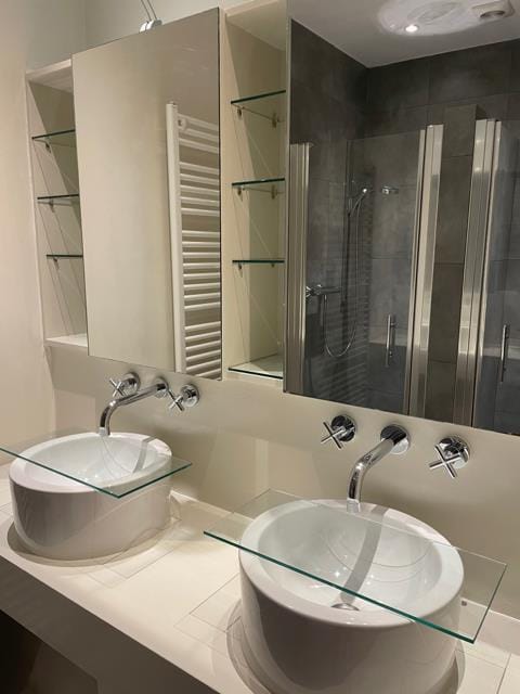 Foto 19 van Anna Paulownastraat 87-A