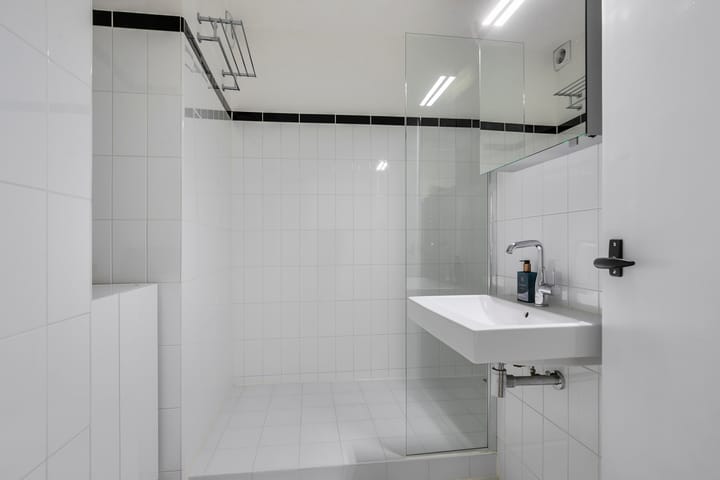 Photo 11 of Oosterstraat 50-C