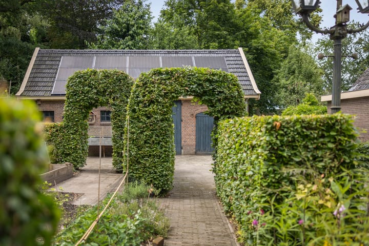 Foto 68 van Kerklaan 10