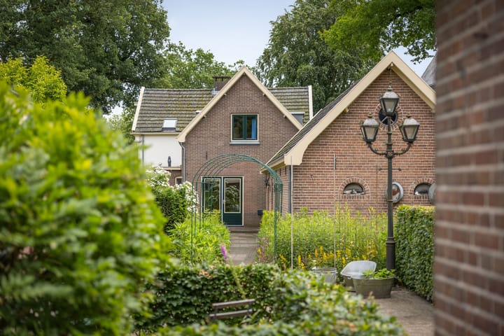 Foto 72 van Kerklaan 10