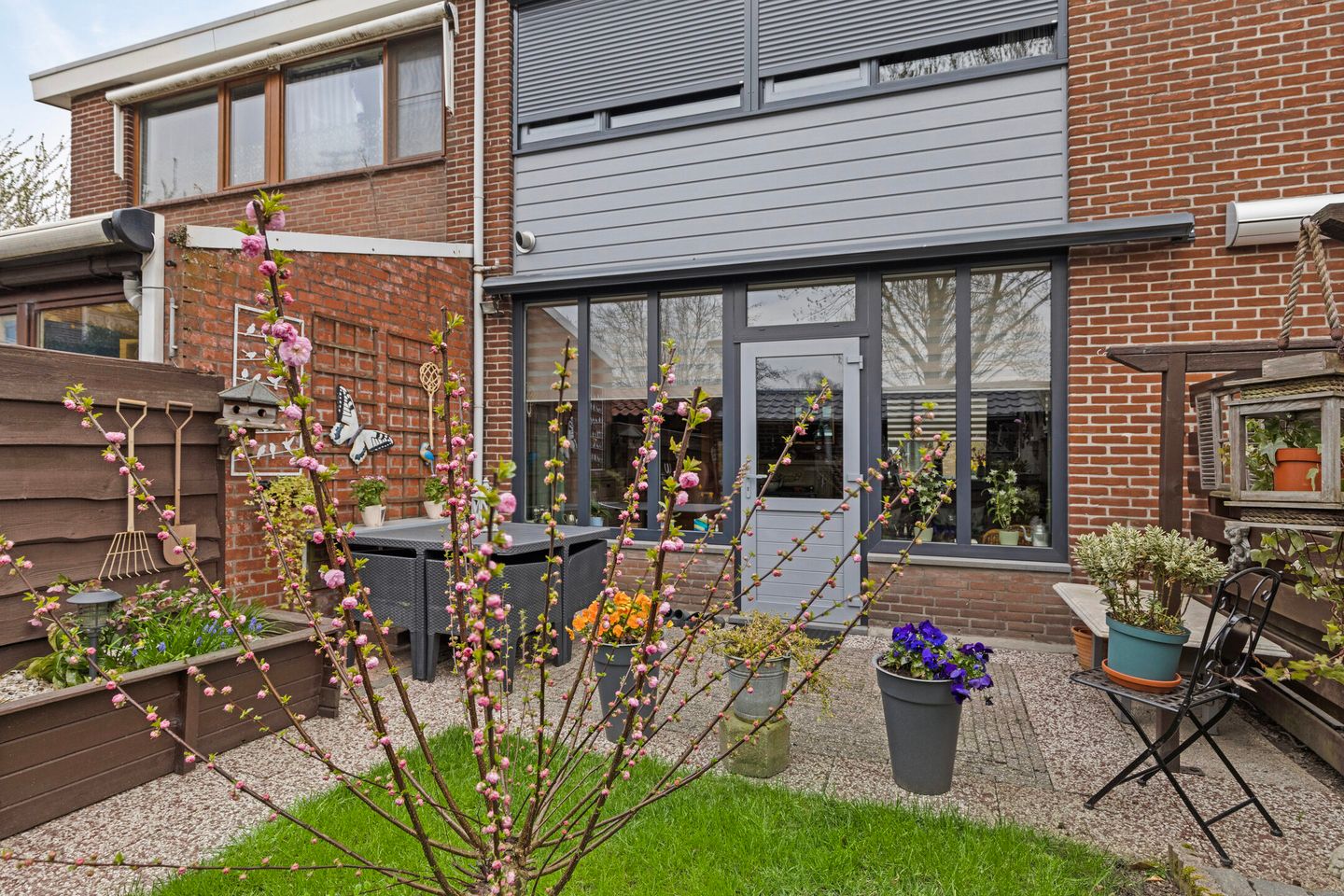 Foto 20 van Beneluxstraat 35