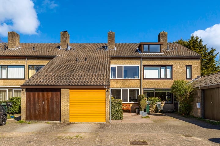 Photo 39 of De Vroedschap 64