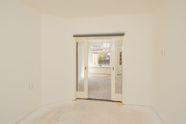 Foto 8 van J. Duikerstraat 6