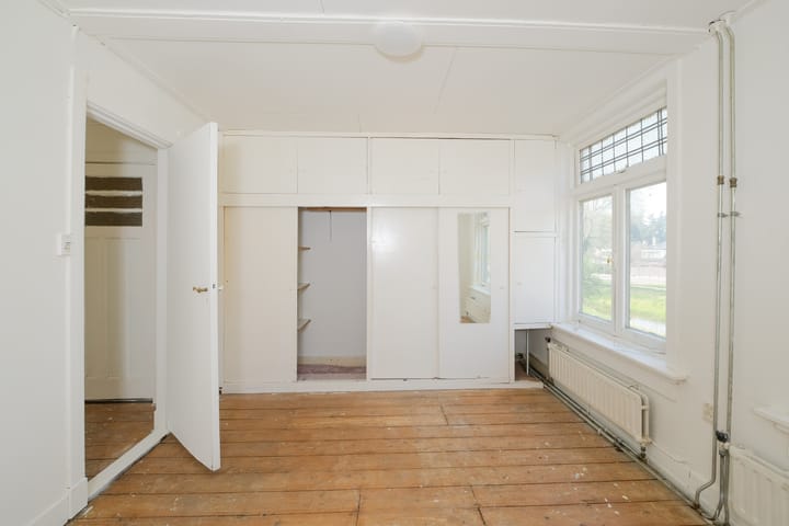 Foto 18 van J. Duikerstraat 6