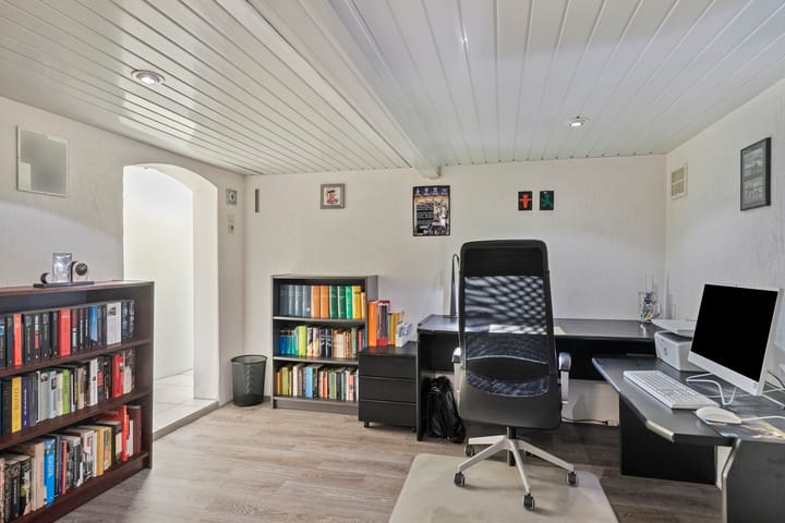 Foto 30 van Hoofdweg 170