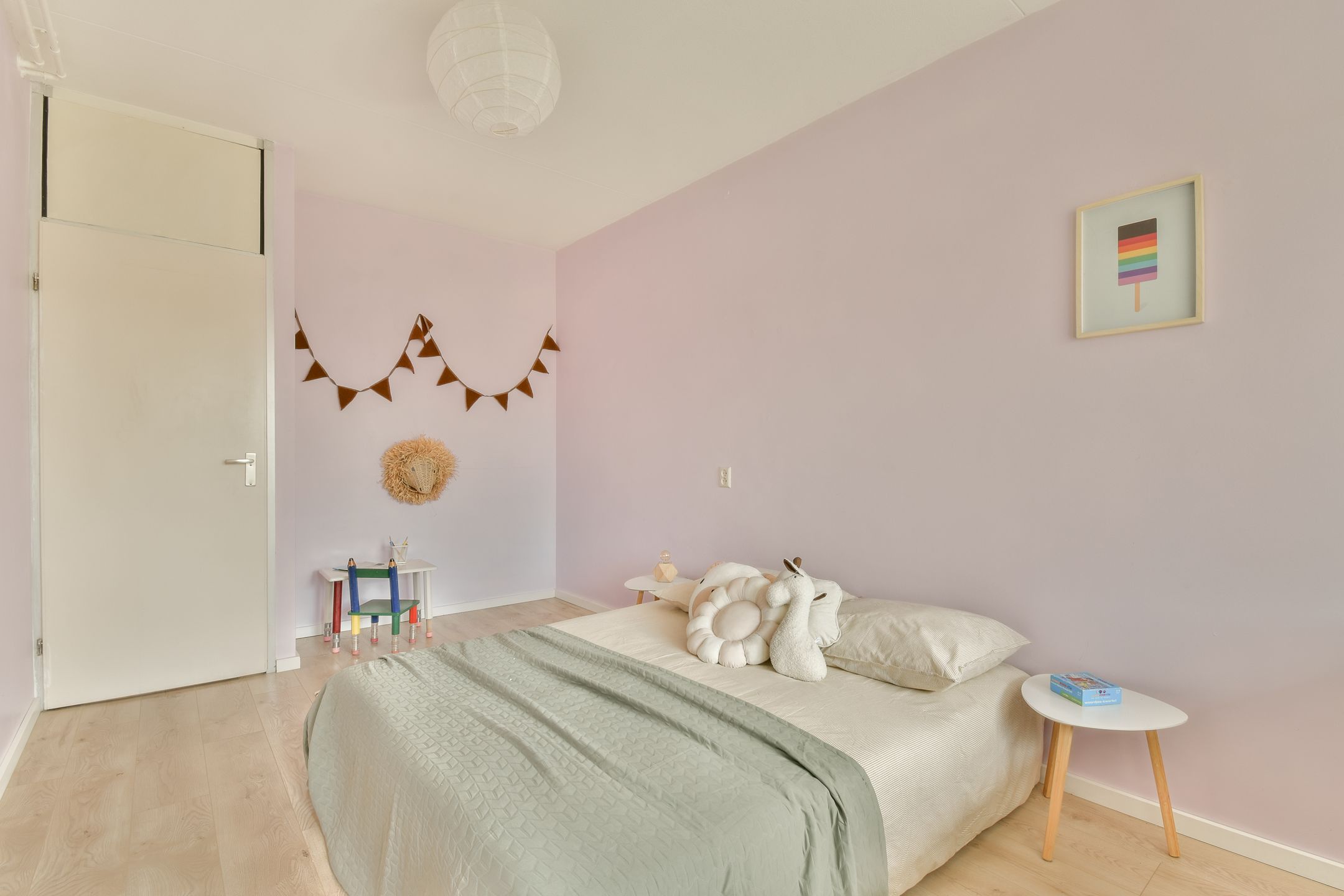 Photo 21 of Midscheeps 15