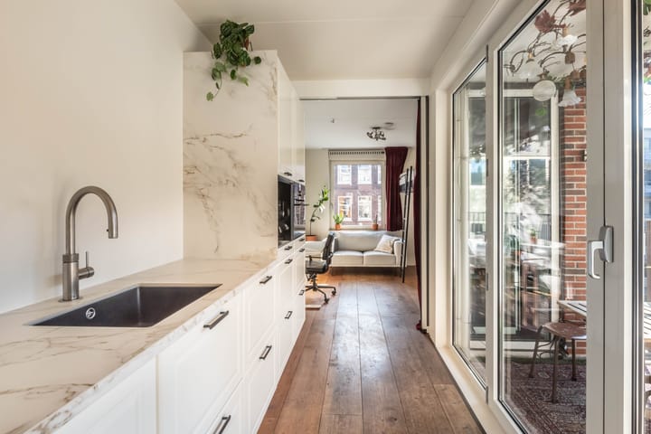 Photo 25 of Eerste Constantijn Huygensstraat 50-H