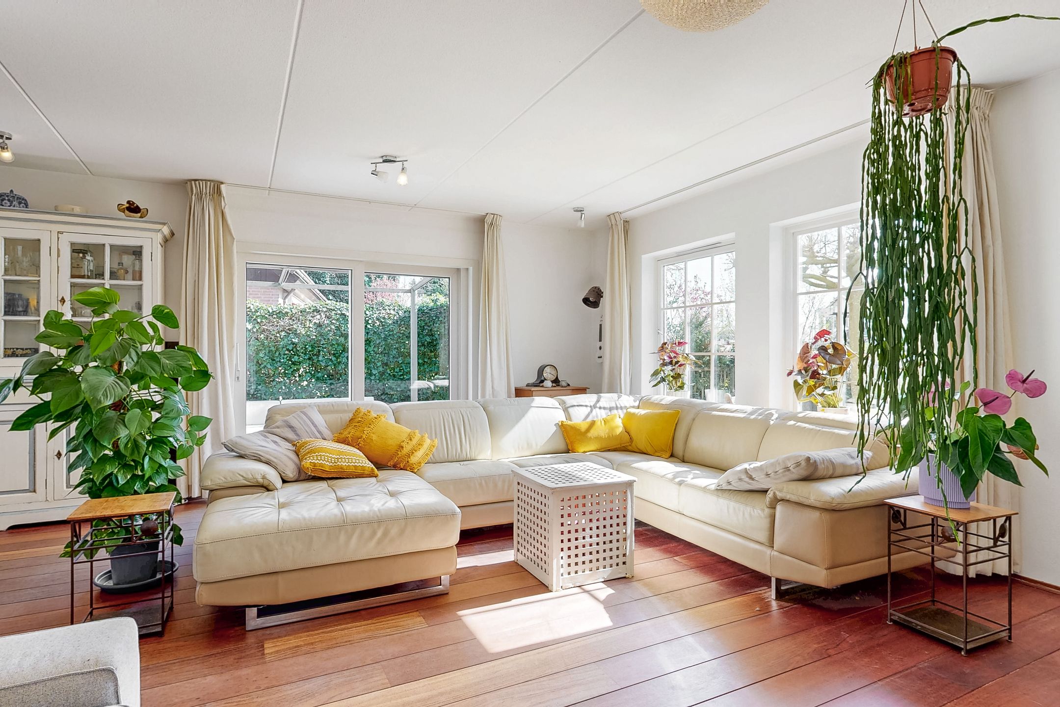 Foto 9 van Bennebroekerweg 7