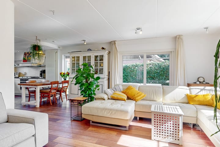 Foto 10 van Bennebroekerweg 7