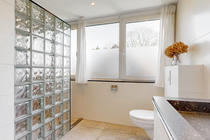 Foto 24 van Bennebroekerweg 7