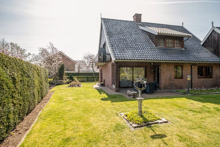 Foto 46 van J S Bachstraat 18