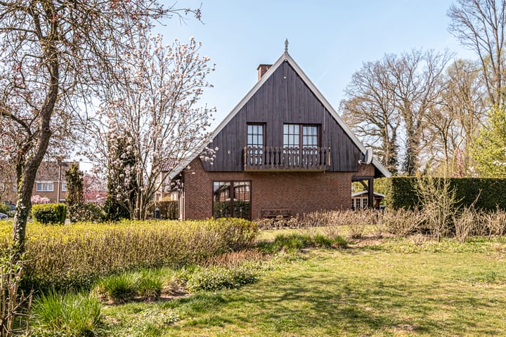 Foto 49 van J S Bachstraat 18