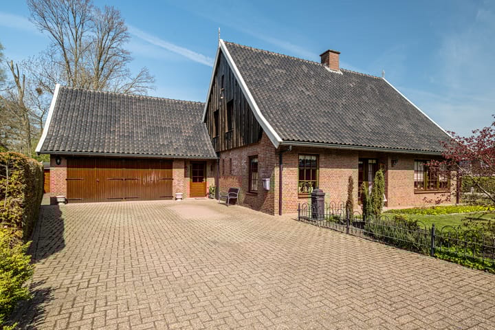 Foto 52 van J S Bachstraat 18