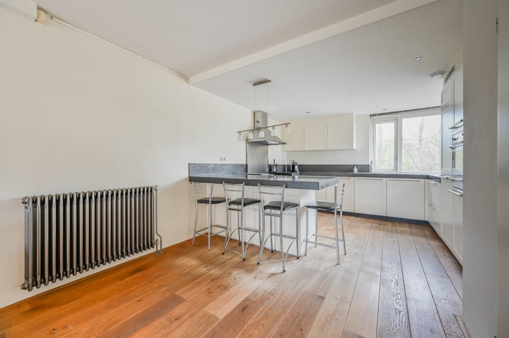 Foto 8 van Pieter Hellendaalweg 14