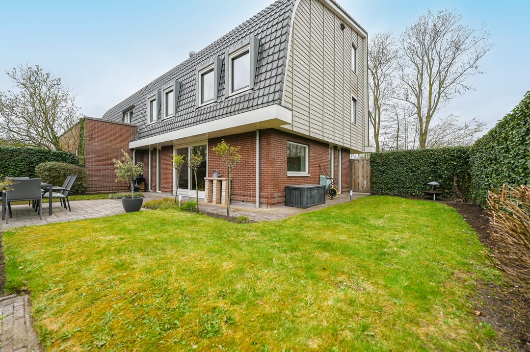 Foto 13 van Pieter Hellendaalweg 14