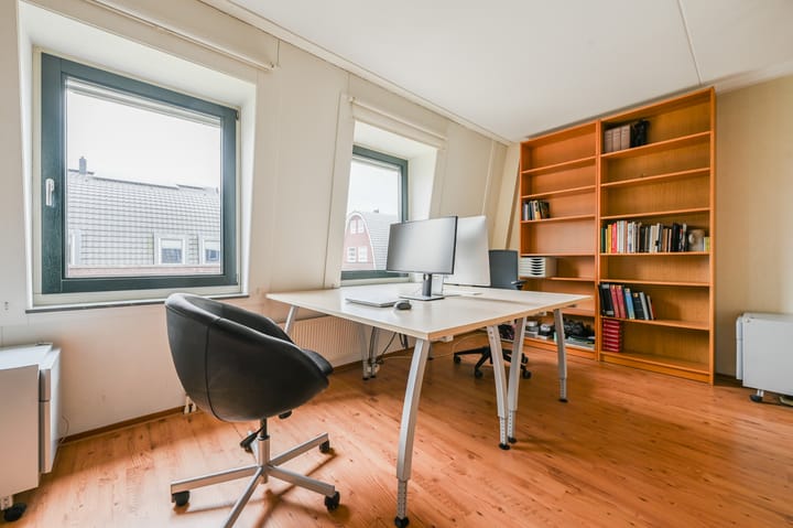 Foto 27 van Pieter Hellendaalweg 14