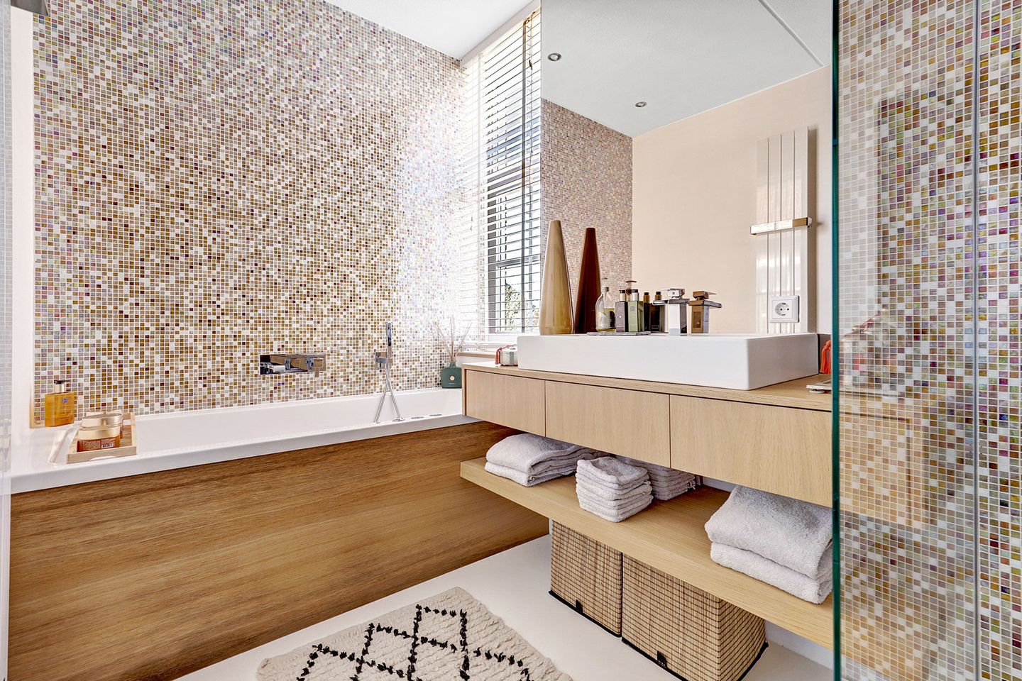 Foto 25 van Den Hoek 3