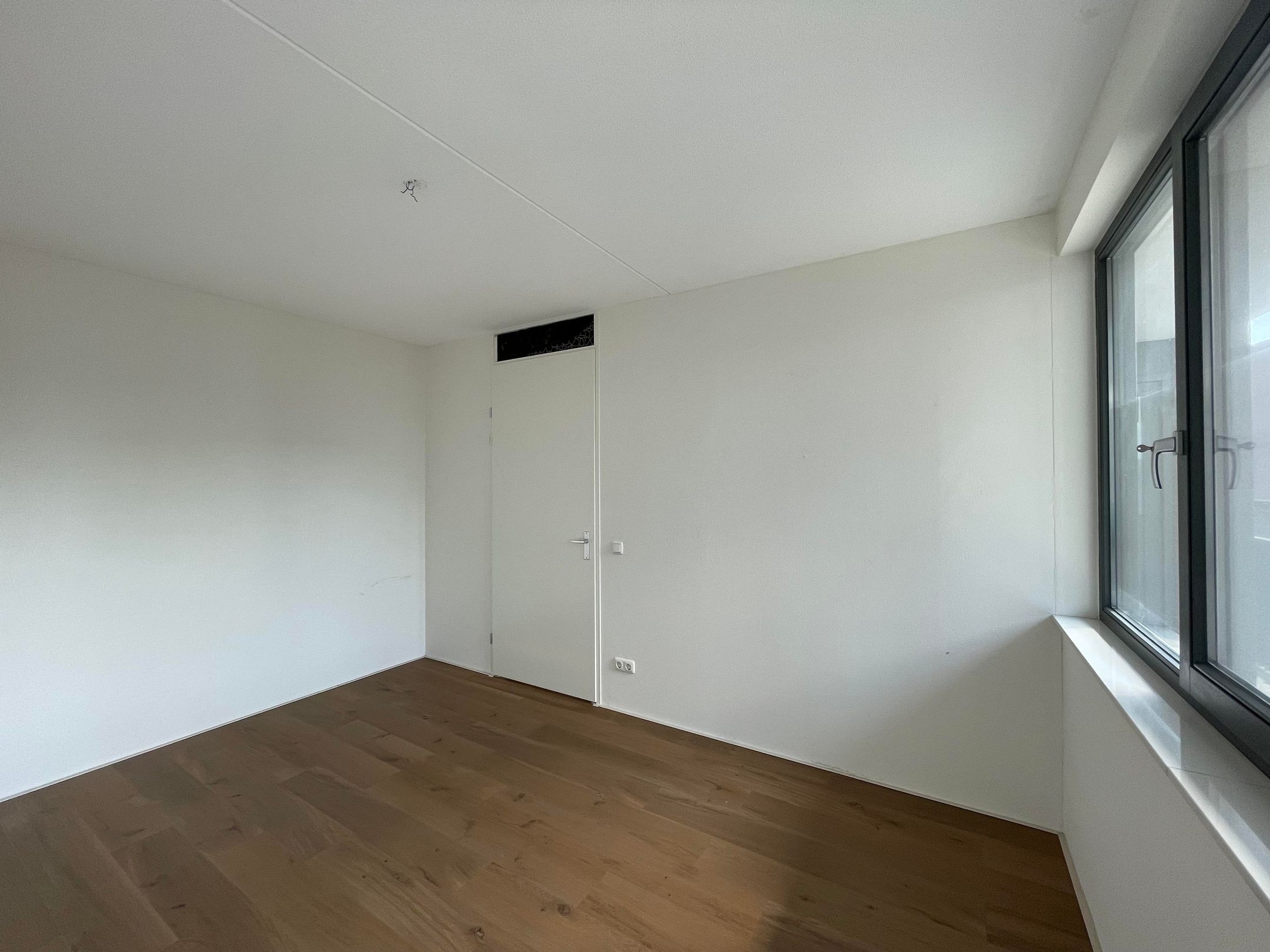 Foto 9 van Kerklaan 9-6