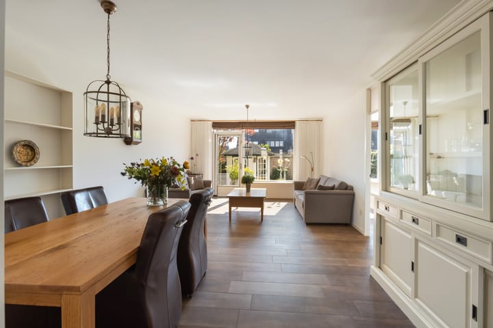 Foto 3 van Kompas 10