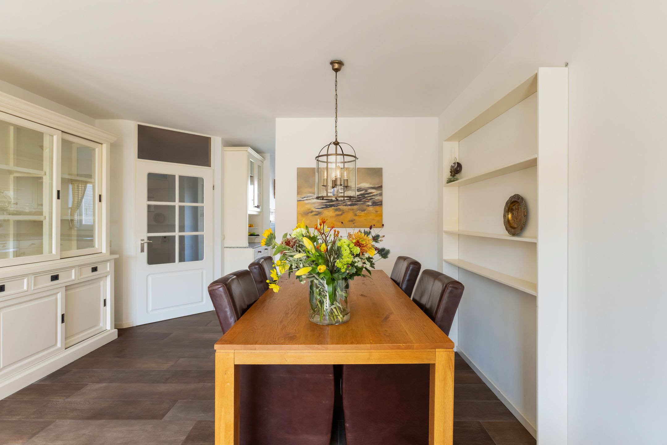 Photo 9 of Kompas 10